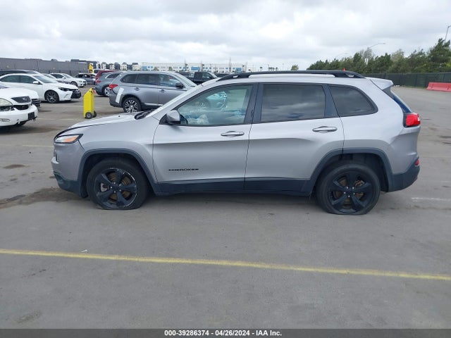 1C4PJLCB5JD556731 Jeep Cherokee Latitude Fwd