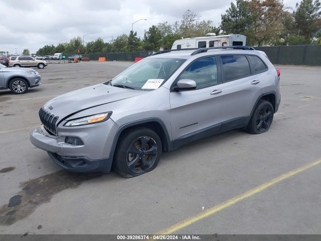 1C4PJLCB5JD556731 Jeep Cherokee Latitude Fwd