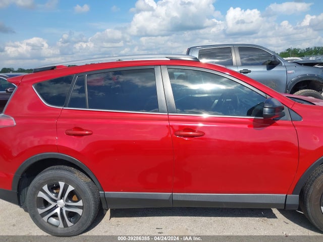 Toyota RAV4 LE 2017 JTMZFREV7HJ108118 Image 13