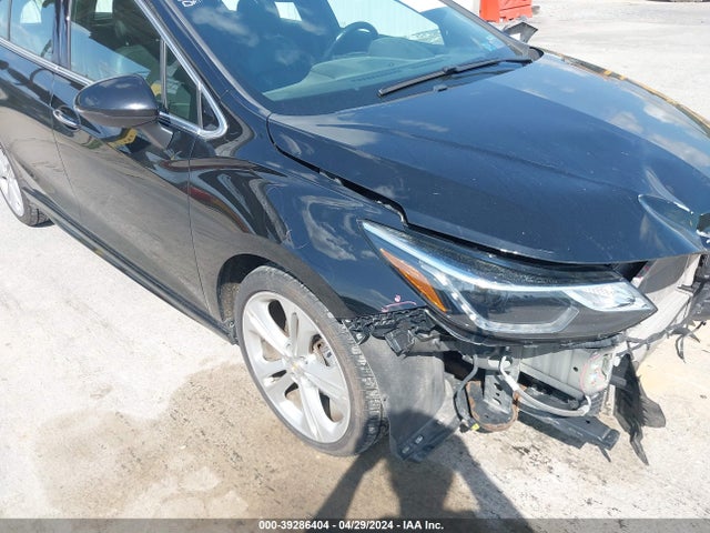 Chevrolet Cruze Premier Auto 2018 3G1BF6SM7JS594888 Image 18