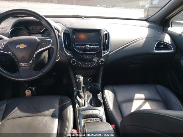 Chevrolet Cruze Premier Auto 2018 3G1BF6SM7JS594888 Image 19