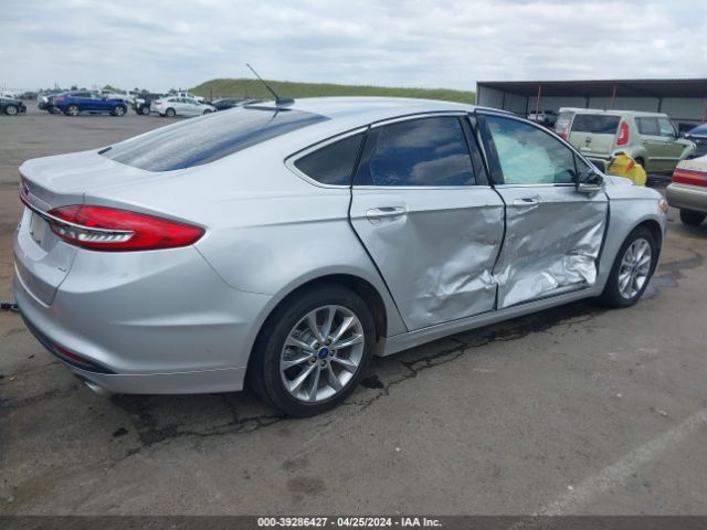 3FA6P0PU1JR111078 Ford Fusion Energi Se Luxury