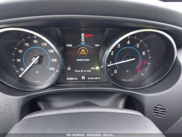 2017 JAGUAR XE SAJAR4BG8HA951565 Photo 6