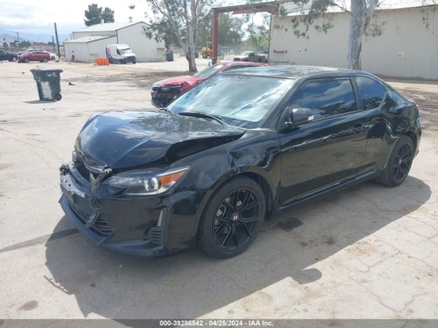 JTKJF5C72GJ015945 Scion TC