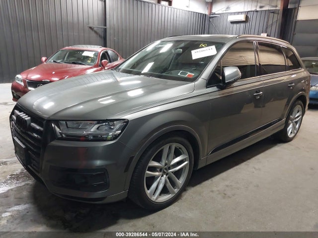Audi Q7 3.0t Premium 2017 WA1VAAF7XHD002947 Image 2