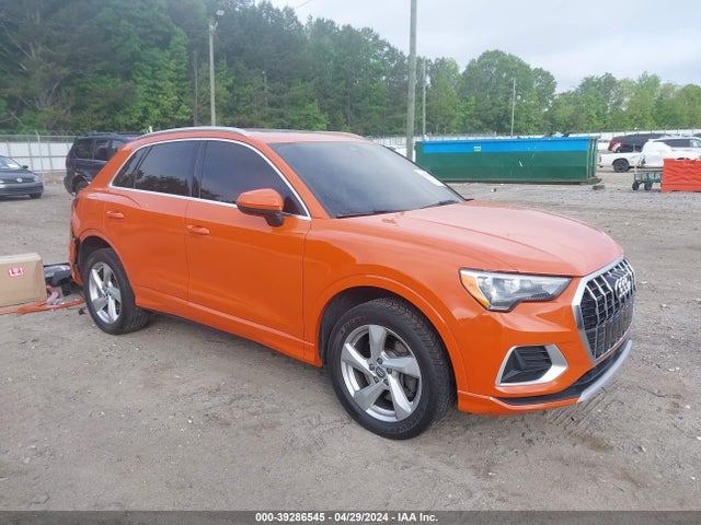 Audi Q3 2.0t Premium 2019 WA1AECF32K1075556 Image 1