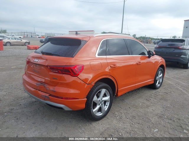 Audi Q3 2.0t Premium 2019 WA1AECF32K1075556 Image 4