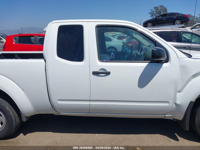 Nissan FRONTIER S 2018 1N6BD0CT1JN760698 Image 13