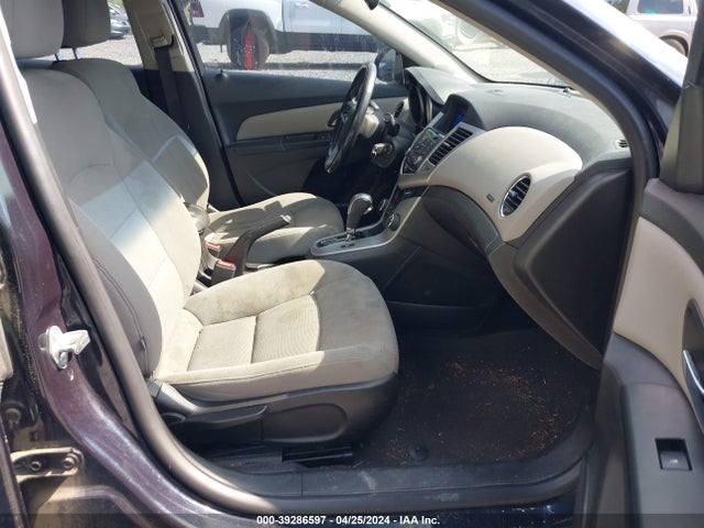 Chevrolet Cruze 1lt Auto 2014 1G1PC5SB3E7343409 Image 5