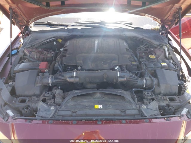 2017 JAGUAR XF SAJBJ4BV0HCY51121 Photo 9