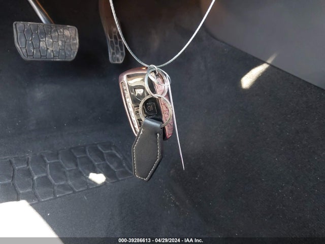 2017 JAGUAR XF SAJBJ4BV0HCY51121 Photo 10