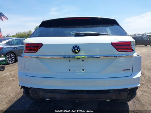 1V26C2CA7LC203695 Volkswagen Atlas Cross Sport 2.0t Se W/technology/2.0t Se W/technology R-line
