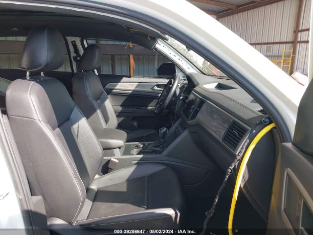1V26C2CA7LC203695 Volkswagen Atlas Cross Sport 2.0t Se W/technology/2.0t Se W/technology R-line
