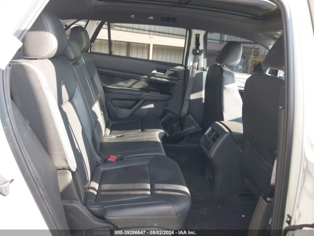 1V26C2CA7LC203695 Volkswagen Atlas Cross Sport 2.0t Se W/technology/2.0t Se W/technology R-line