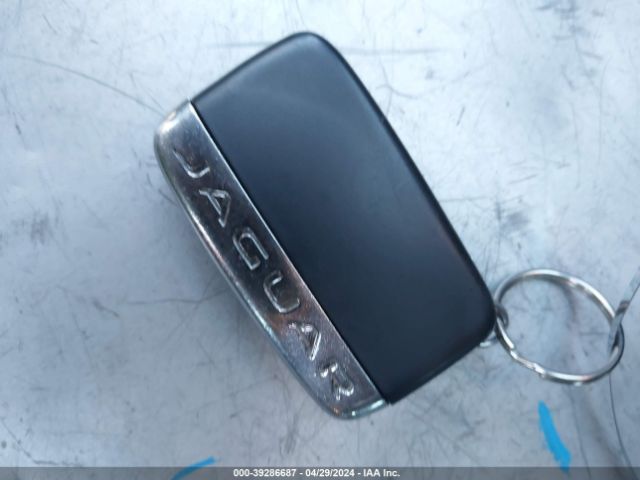 SAJWA1CZ5F8V85418 Jaguar XJ