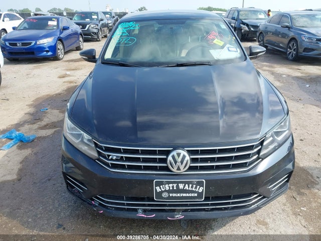 1VWDT7A32HC055079 Volkswagen Passat 1.8t R-line