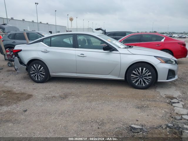 1N4BL4DV9RN377154 Nissan Altima Sv Fwd