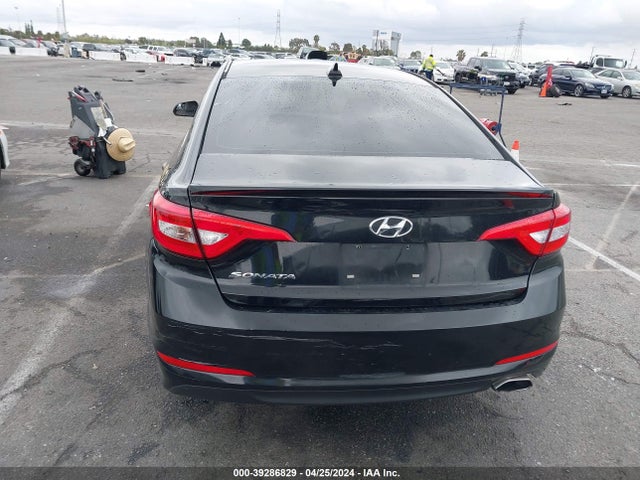Hyundai SONATA SE 2015 5NPE24AF0FH193109 Image 16
