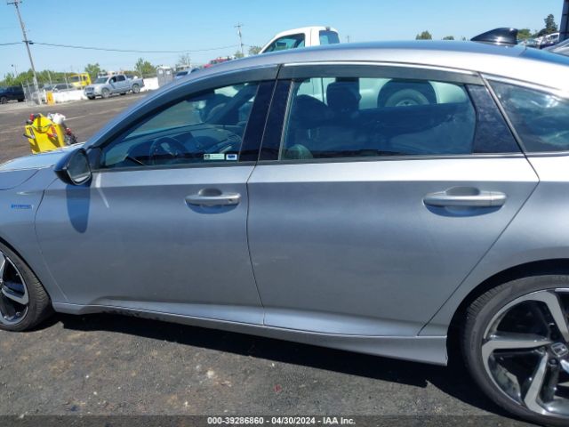 1HGCV3F21NA046545 Honda Accord Hybrid Sport