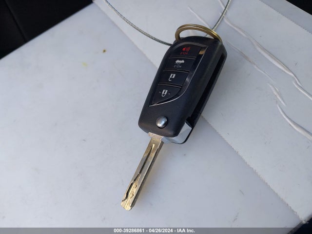Toyota COROLLA LE 2022 JTDEPMAE7NJ218974 Image 11