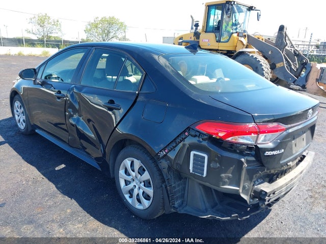 Toyota COROLLA LE 2022 JTDEPMAE7NJ218974 Image 3