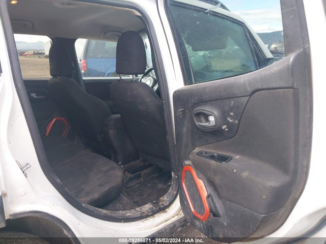 Jeep Renegade Upland Edition 4x4 2018 ZACCJBAB7JPH76613 Image 8