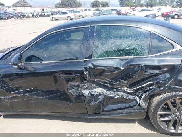 JTHC81D20J5033803 Lexus IS 300