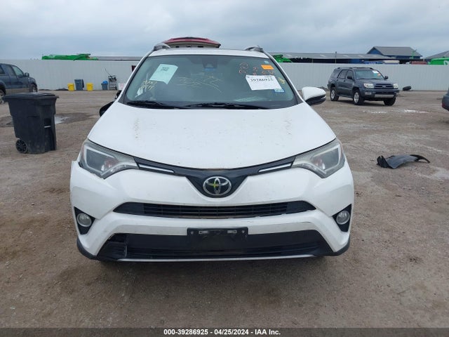Toyota Rav4 Xle 2017 2T3WFREV2HW385375 Image 12