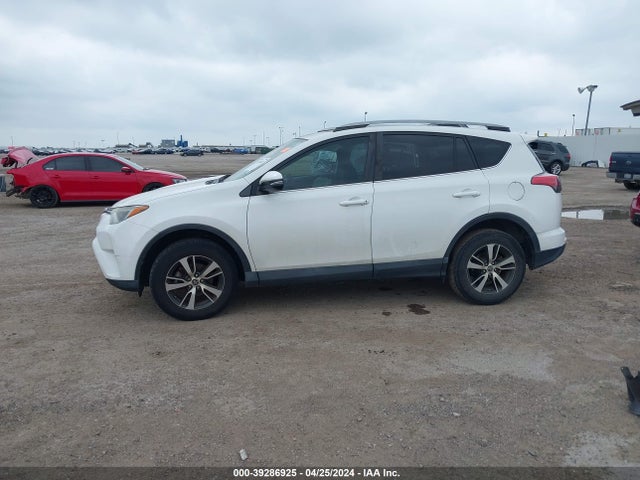 Toyota Rav4 Xle 2017 2T3WFREV2HW385375 Image 14