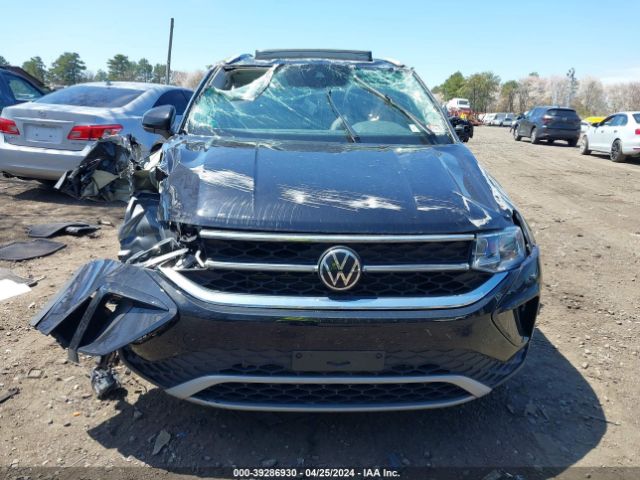 3VV2X7B24NM069713 Volkswagen Taos 1.5t Sel
