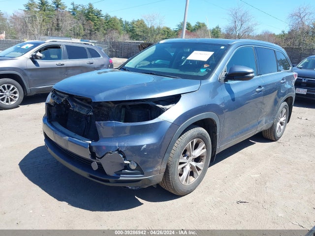 Toyota Highlander Xle V6 2014 5TDJKRFH3ES022546 Image 2