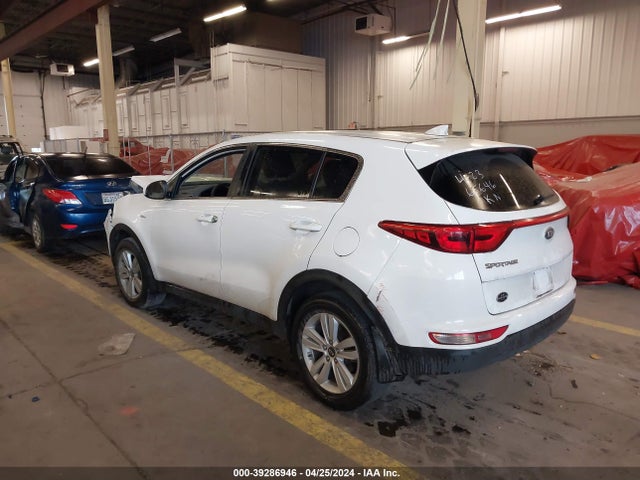 KIA Sportage Lx 2018 KNDPMCAC3J7387911 Image 3