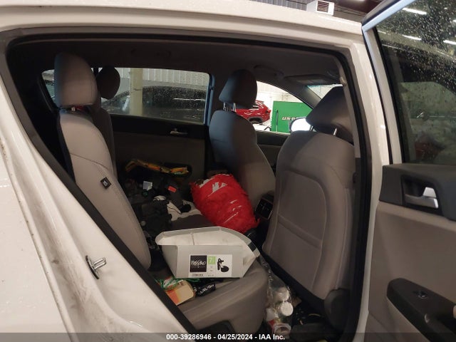 KIA Sportage Lx 2018 KNDPMCAC3J7387911 Image 8