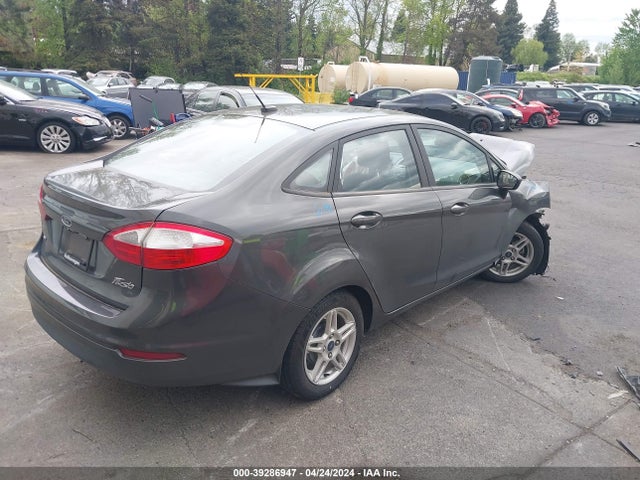Ford FIESTA SE 2018 3FADP4BJ0JM122226 Image 4