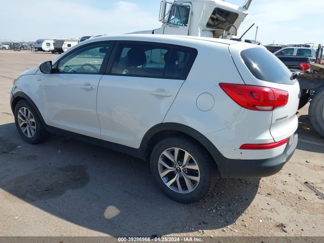 KIA Sportage Lx 2016 KNDPBCACXG7868298 Image 3
