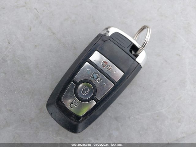 3FA6P0LUXJR169549 Ford Fusion Hybrid Se