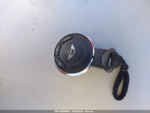 2009 MINI COOPER S WMWMF73589TX41053 Photo 10