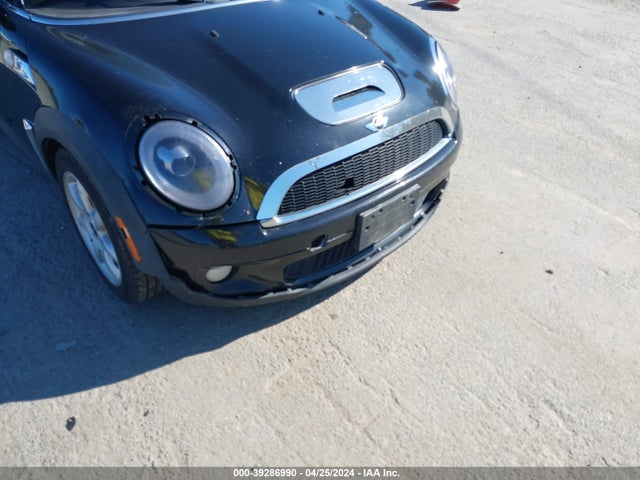 2009 MINI COOPER S WMWMF73589TX41053 Photo 5