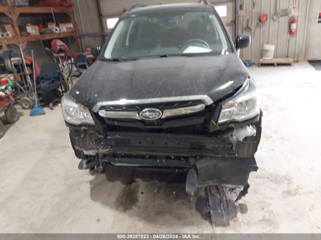 JF2SJAGC4JH571152 Subaru Forester 2.5i Premium