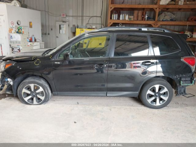 JF2SJAGC4JH571152 Subaru Forester 2.5i Premium