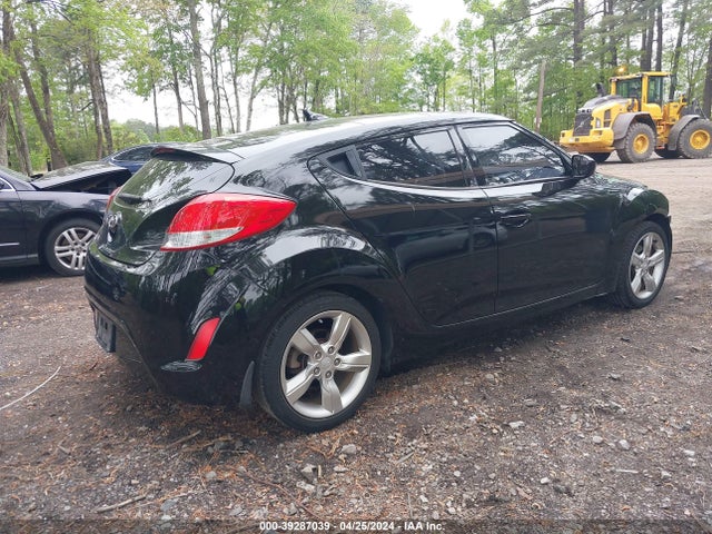 Hyundai Veloster Base W/gray 2014 KMHTC6ADXEU213817 Image 4