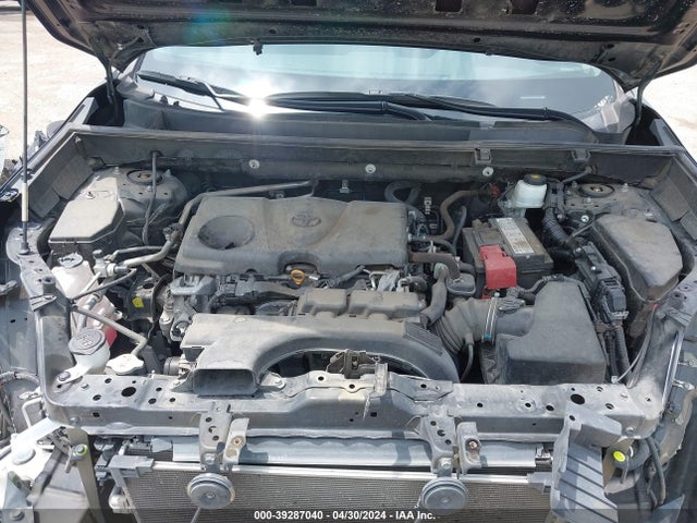Toyota RAV4 LE 2019 2T3H1RFV3KW040532 Image 10