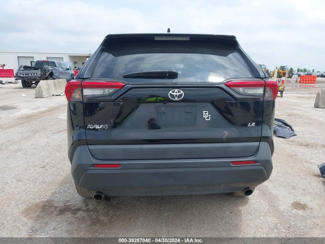 Toyota RAV4 LE 2019 2T3H1RFV3KW040532 Image 16
