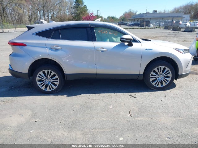 Toyota Venza Limited 2021 JTEAAAAH6MJ018722 Image 13