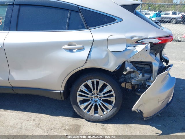 Toyota Venza Limited 2021 JTEAAAAH6MJ018722 Image 17