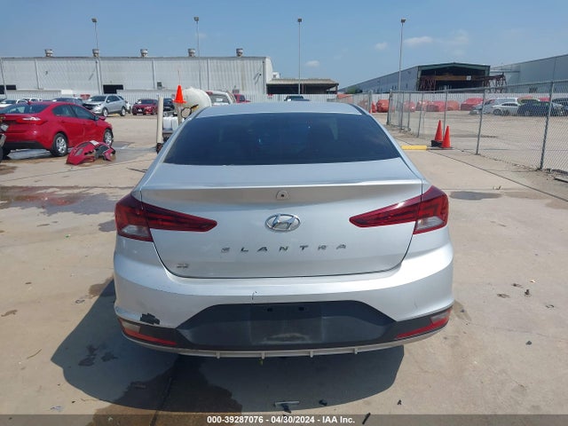 Hyundai ELANTRA SE 2019 KMHD74LF6KU781179 Image 17