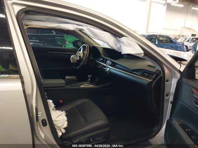 58ABK1GG6GU030994 Lexus ES 350