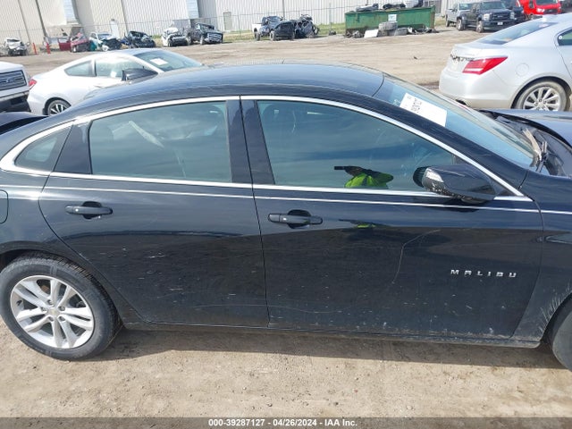 Chevrolet MALIBU LT 2018 1G1ZD5ST9JF179758 Image 13
