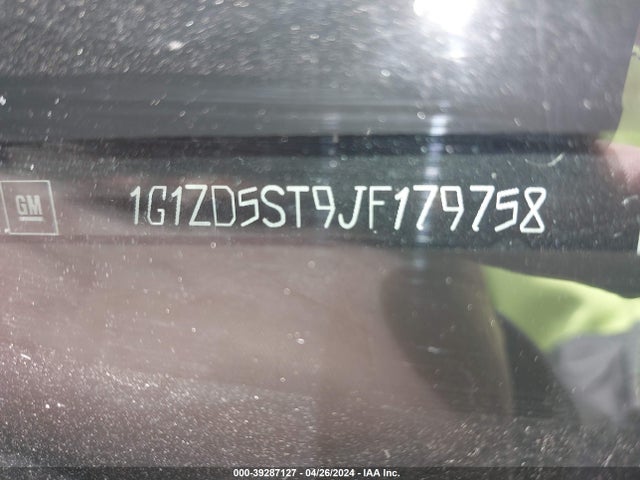 Chevrolet MALIBU LT 2018 1G1ZD5ST9JF179758 Image 9