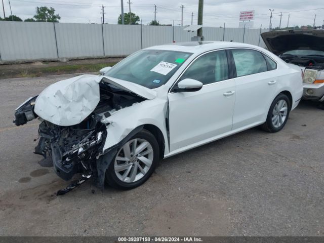 1VWBA7A30JC015506 Volkswagen Passat 2.0t Se